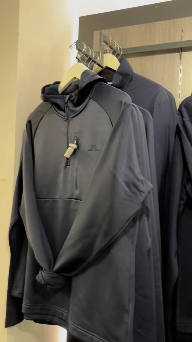 Come and explore the new J. Lindeberg collection in the Pro Shop. With the weather turning, now’s the perfect time to upgrade your winter layers in style and comfort.
#golf #golfclothing #jlindeberg #jlindeberggolf  #highwycombe #buckinghamshire #golfcourse #wycombe #golfing #golfing #golfer #loudwater #denham #ruislip #iver #uxbridge